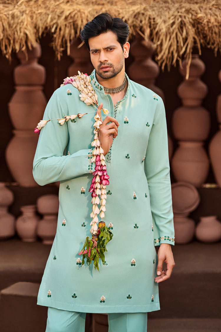 Raahi Kurta Set