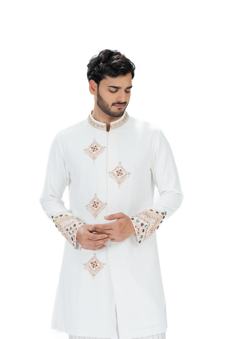 Safed Kurta Set