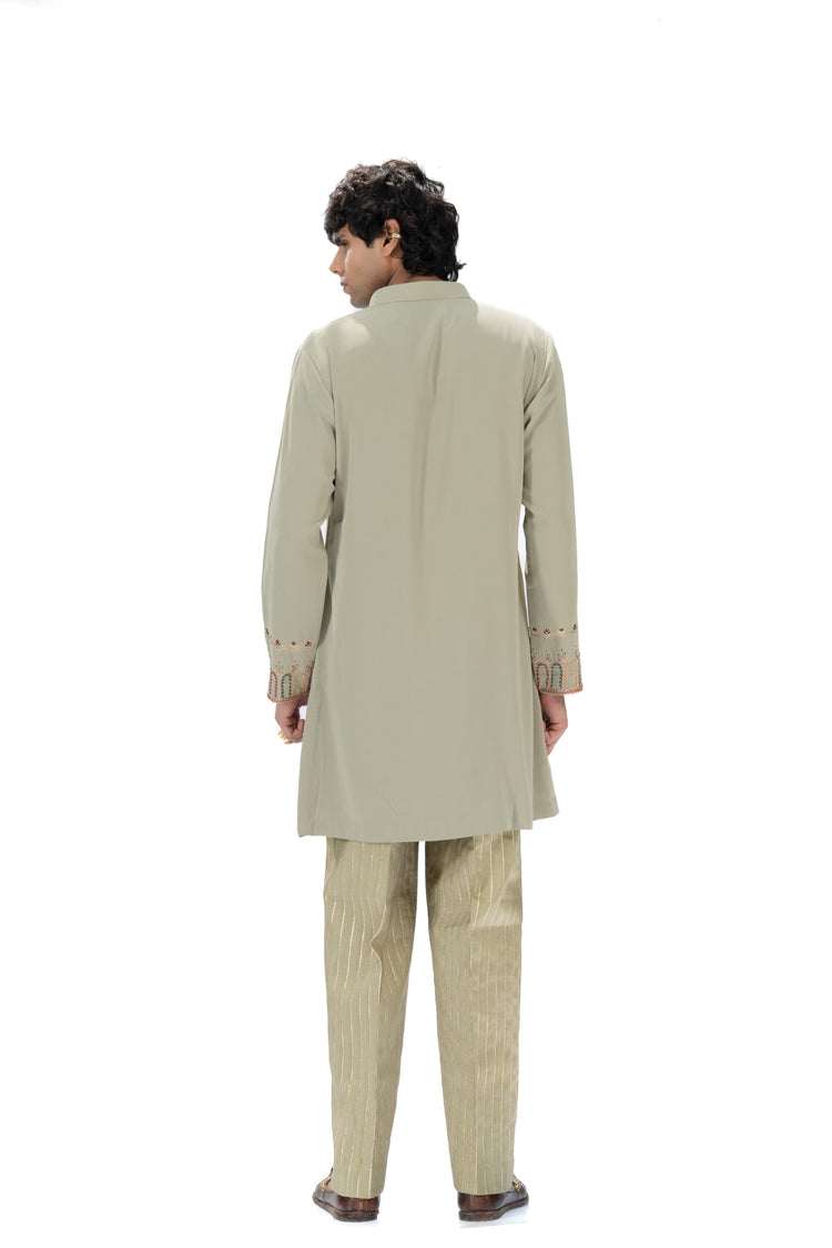 Pista Kurta Set