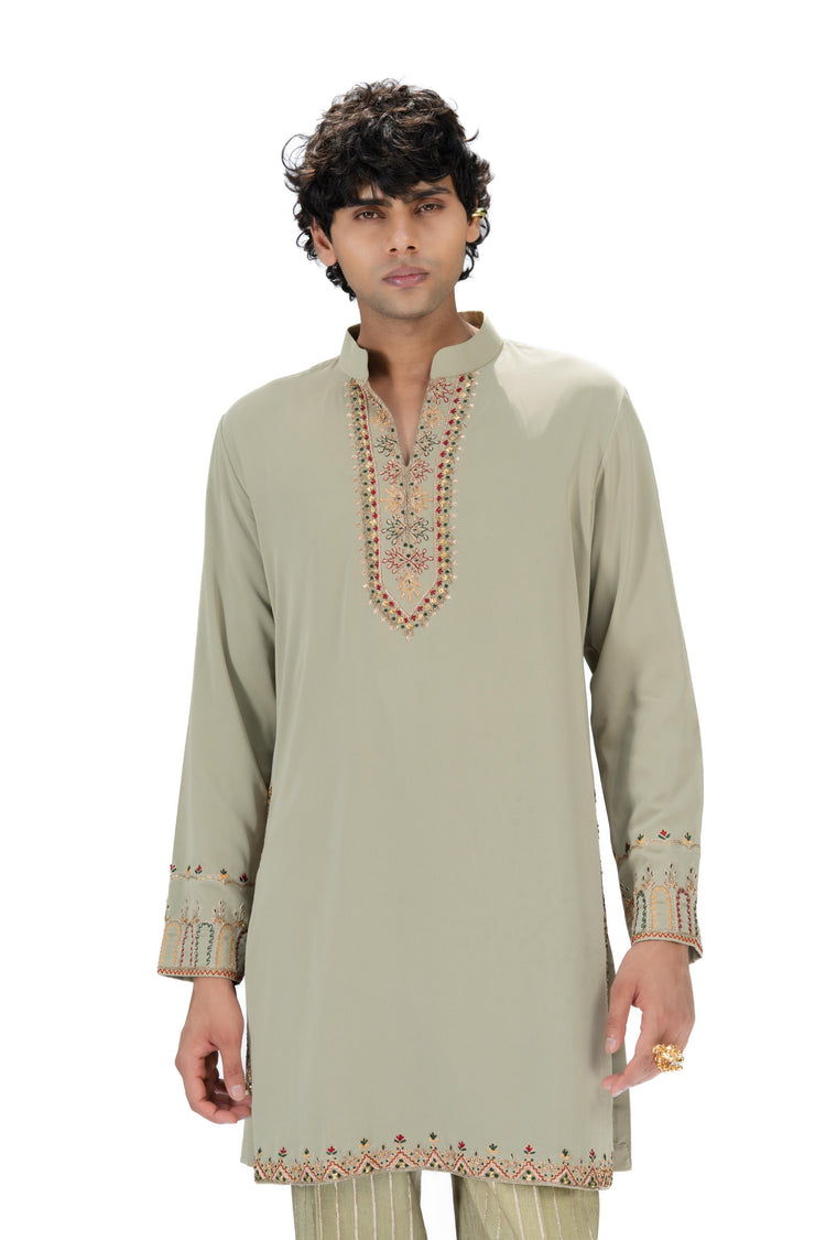 Pista Kurta Set