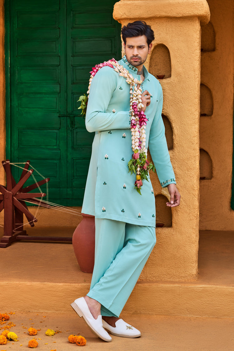 Raahi Kurta Set