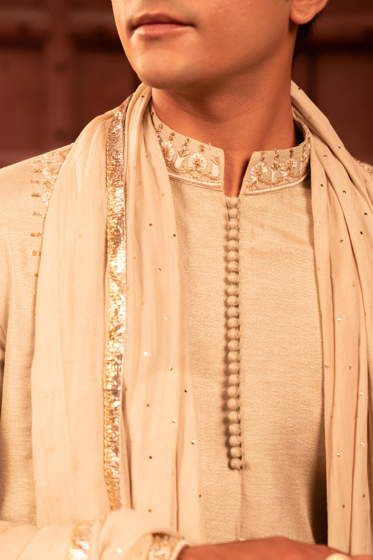Divyam Kurta Set